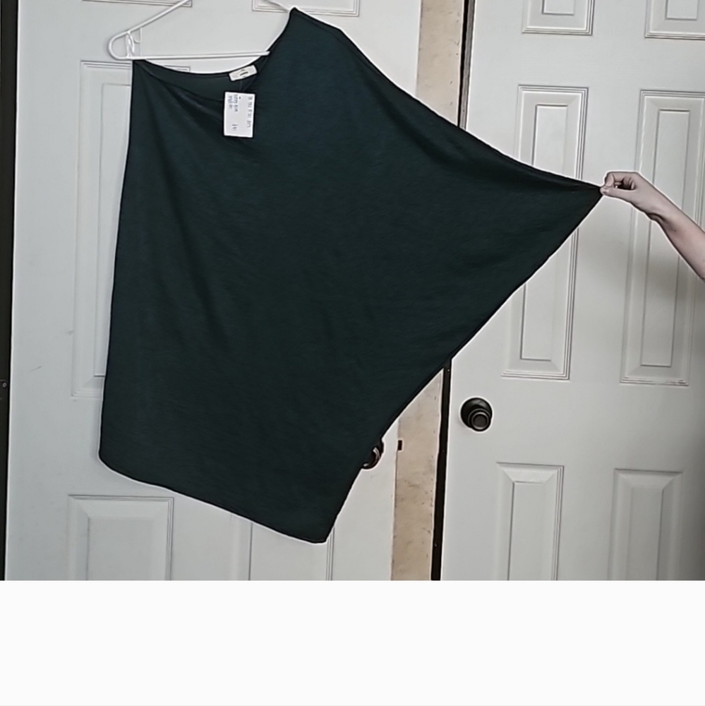 Never Worn, Hunter Green, One Sholder Batwing Dress